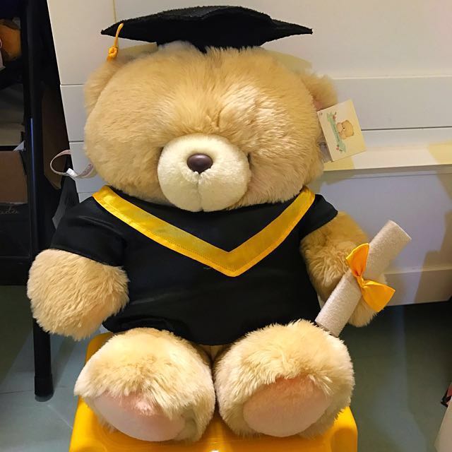 Front Page -Outlet Hallmark Store 4635