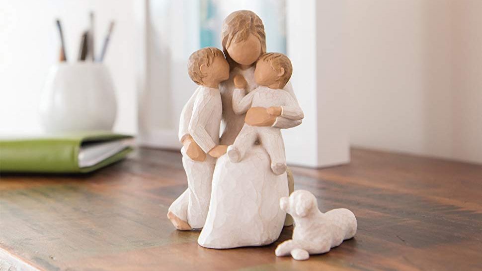 Front Page -Outlet Hallmark Store 54566